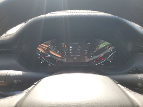 New 2026 Jeep Compass Latitude image 13