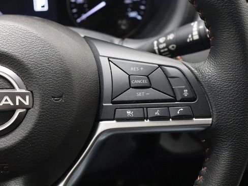 Used 2022 Nissan Kicks SR image 24