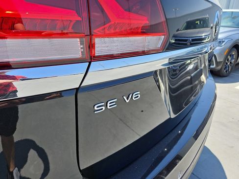 Used 2023 Volkswagen Atlas SE AWD/4WD image 15