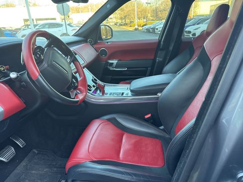 Used 2022 Land Rover Range Rover Sport SVR image 6