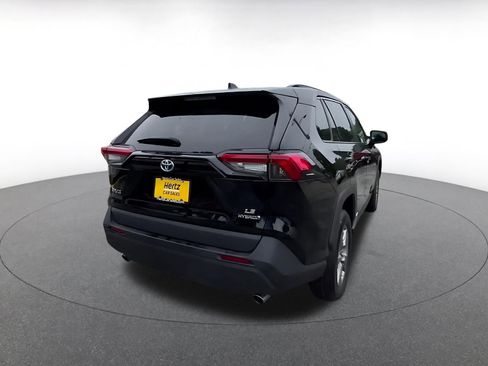 Used 2024 Toyota RAV4 LE AWD/4WD image 14