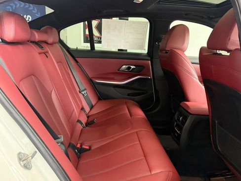 Used 2022 BMW 330i xDrive Sedan w/ M Sport Package AWD/4WD image 33