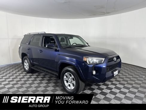 Used 2017 Toyota 4Runner SR5 AWD/4WD image 1