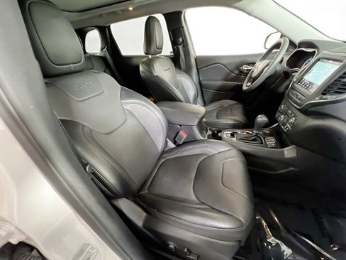 Used 2023 Jeep Cherokee Altitude Lux w/ Lux Elite Package AWD/4WD image 28