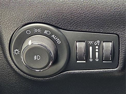 Used 2024 Jeep Compass Trailhawk AWD/4WD image 20