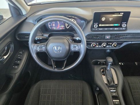 Used 2023 Honda HR-V LX image 11