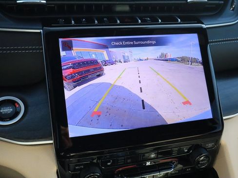 New 2025 Jeep Grand Cherokee Limited image 7