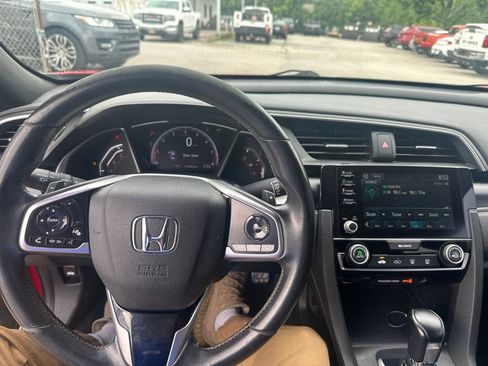 Used 2020 Honda Civic Sport image 13