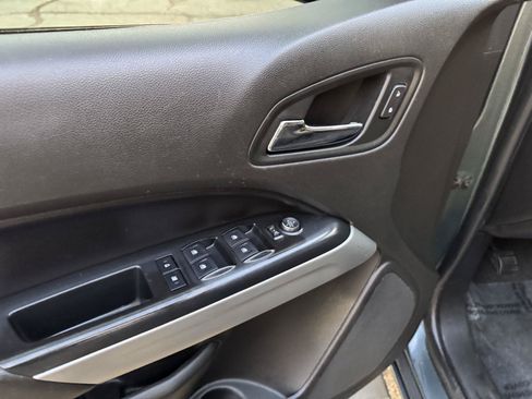 Used 2015 Chevrolet Colorado LT w/ LT Convenience Package AWD/4WD image 22