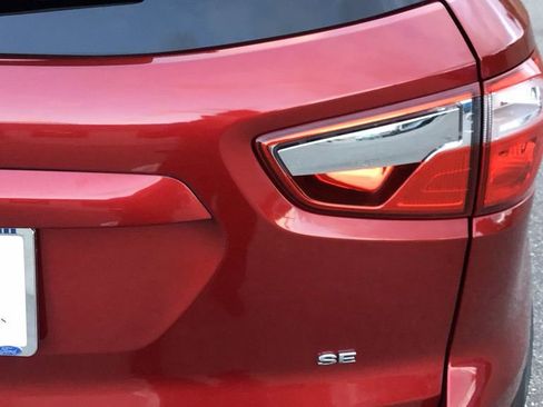 Used 2019 Ford EcoSport SE w/ SE Convenience Package image 9