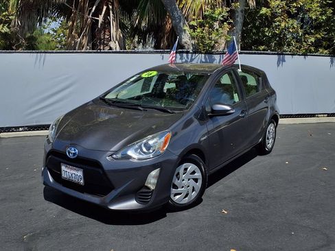 Used 2016 Toyota Prius C Two FWD image 23