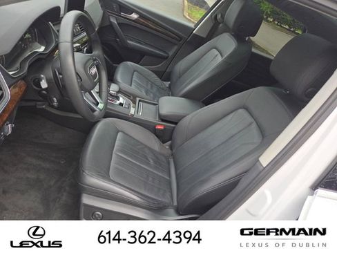 Used 2020 Audi Q5 2.0T Premium w/ Convenience Package AWD/4WD image 36