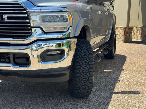 Used 2022 RAM 2500 Laramie AWD/4WD image 5