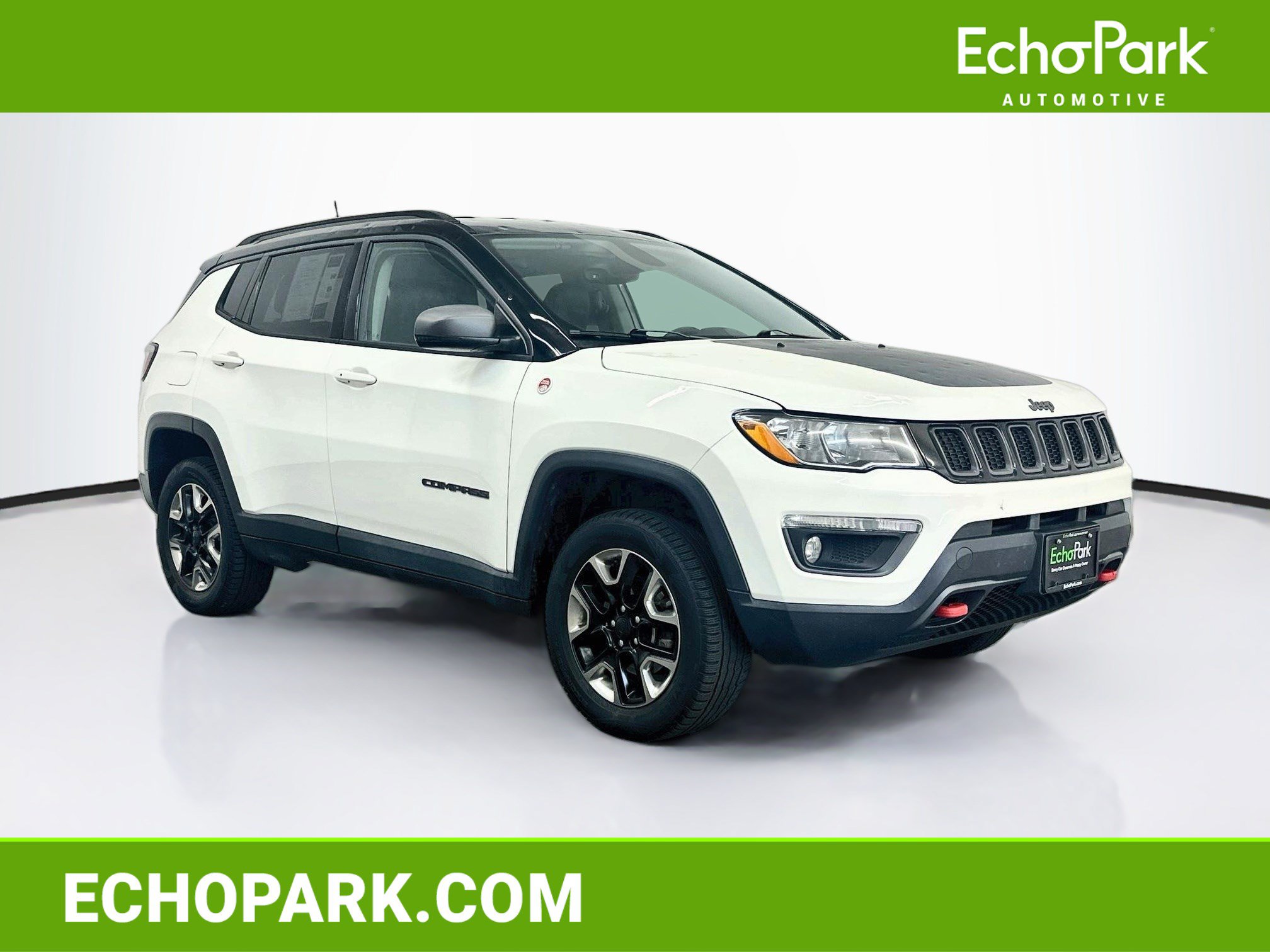 Used 2018 Jeep Compass Trailhawk w/ Navigation Group AWD/4WD image 1