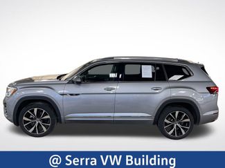 Used 2025 Volkswagen Atlas SEL Premium R-Line AWD/4WD video 2