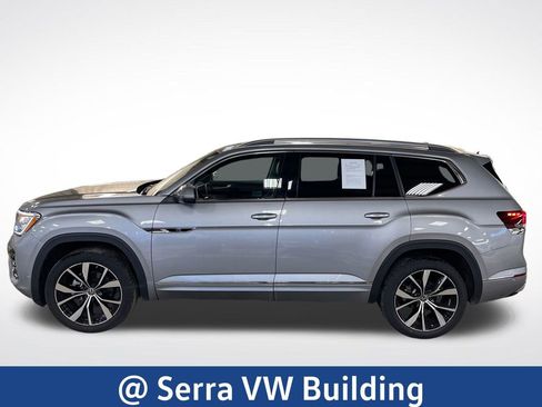 Used 2025 Volkswagen Atlas SEL Premium R-Line AWD/4WD image 2
