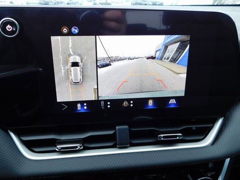 New 2026 Chevrolet Equinox LT w/ Convenience Package II image 34