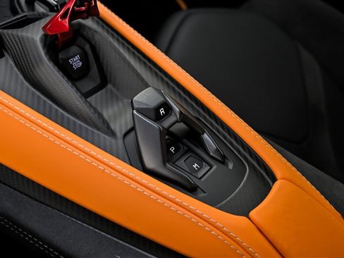 Used 2025 Lamborghini Revuelto AWD/4WD image 40