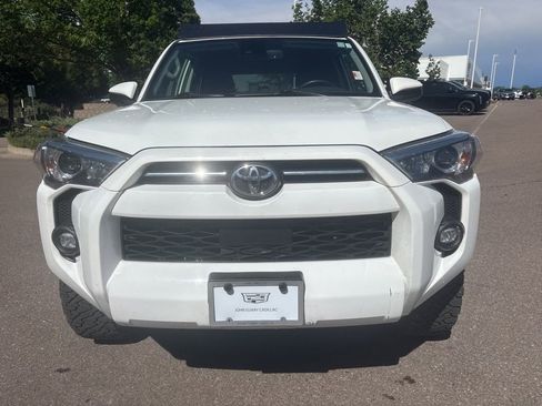 Used 2021 Toyota 4Runner SR5 AWD/4WD image 8