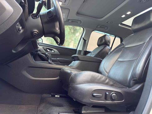 Used 2018 Chevrolet Traverse Premier w/ Redline Edition image 35
