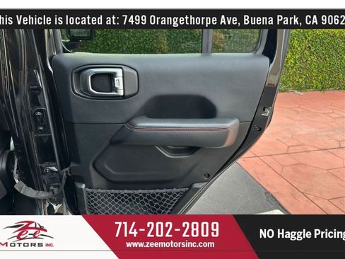 Used 2018 Jeep Wrangler Unlimited Rubicon AWD/4WD image 47