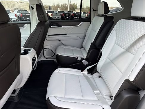 New 2026 GMC Acadia Denali w/ Super Cruise Package image 6