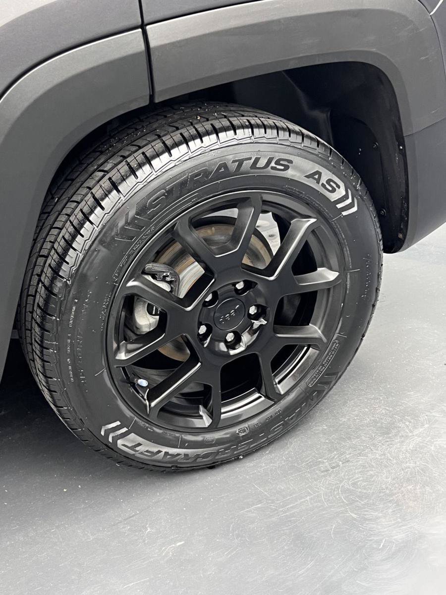 Used 2019 Jeep Renegade Altitude w/ Quick Order Package 2XM FWD image 37