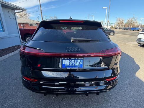 Used 2024 Audi Q8 e-tron Prestige w/ Prestige Package image 6