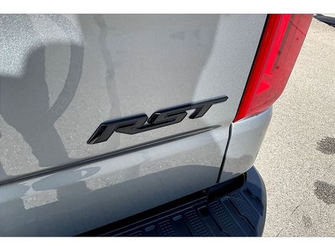 New 2026 Chevrolet Silverado 1500 RST w/ Redline Edition AWD/4WD image 9