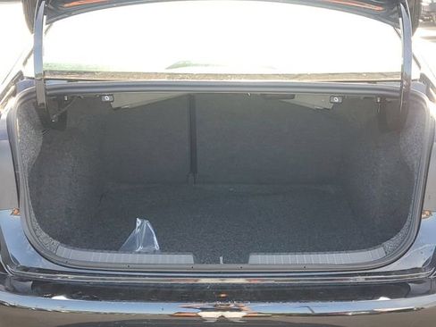 New 2025 Volkswagen Jetta SE image 7