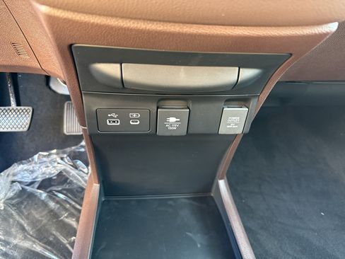 New 2027 Honda Odyssey Elite image 23