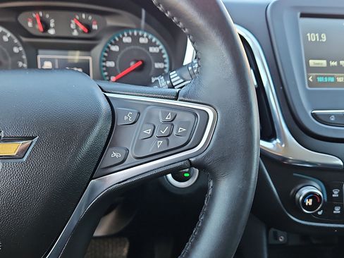 Used 2018 Chevrolet Equinox LT image 19