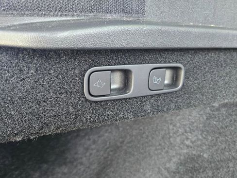 Used 2025 Tesla Model Y Long Range image 67