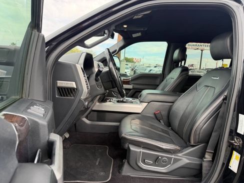 Used 2015 Ford F150 Platinum w/ Equipment Group 701A Luxury RWD image 18