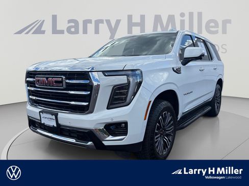 Used 2025 GMC Yukon Elevation AWD/4WD image 1