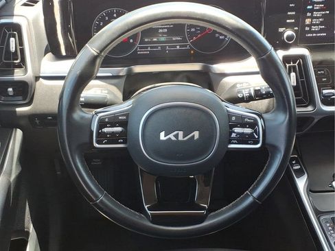 Used 2023 Kia Sorento S FWD image 19