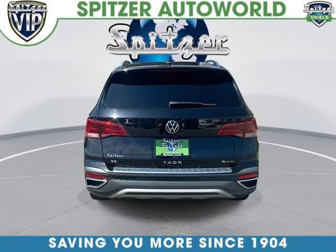 Used 2023 Volkswagen Taos SE w/ Panoramic Sunroof Package AWD/4WD image 8