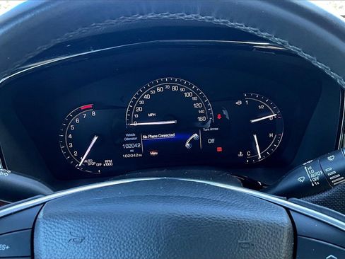 Used 2017 Cadillac XT5 Luxury w/ Driver Awareness Package image 18