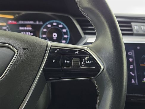 Used 2023 Audi e-tron Chronos w/ Chronos Package image 19