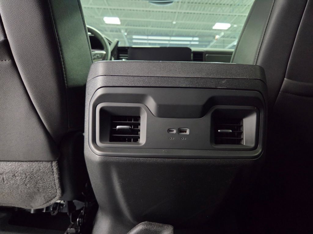 Used 2025 Chevrolet Silverado 2500 LT w/ Trail Boss Package AWD/4WD image 27