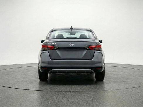 Used 2025 Nissan Versa SV image 7