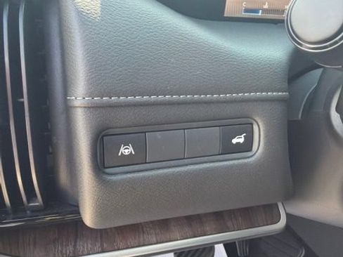 Used 2025 Nissan Armada SL w/ Captain's Chari Seat Package AWD/4WD image 23