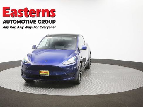 Used 2023 Tesla Model Y Long Range AWD/4WD image 48