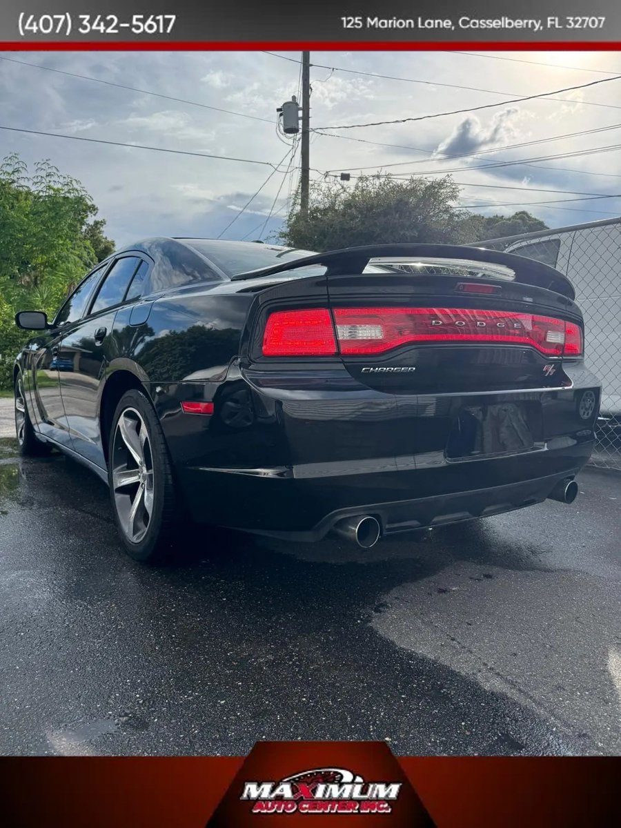 Used 2014 Dodge Charger R/T RWD image 4