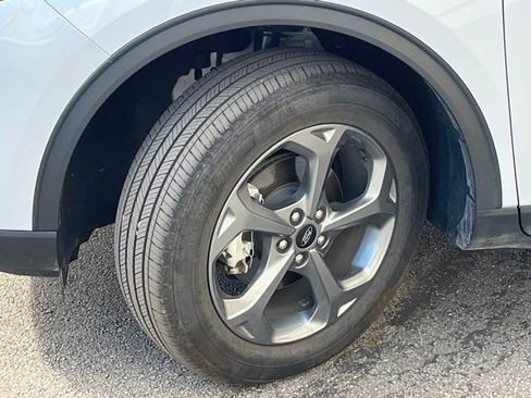 Used 2025 Ford Escape ST-Line Select image 3