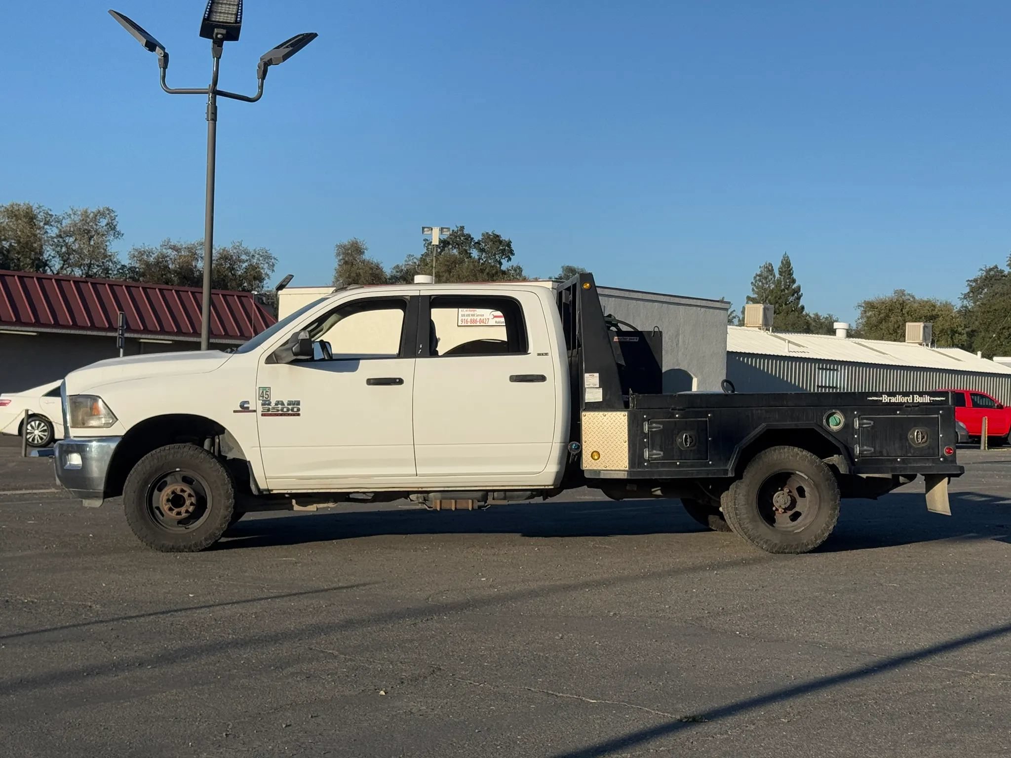 Used 2018 RAM 3500 SLT w/ Quick Order Package 2EG SLT AWD/4WD image 9