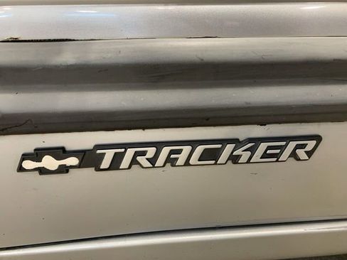 Used 2002 Chevrolet Tracker 4WD w/ Preferred Equipment Group image 27