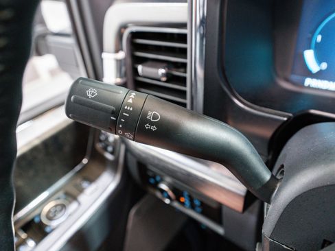 Used 2023 Ford F250 Lariat w/ Lariat Ultimate Package image 34