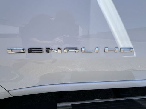 Certified 2023 GMC Sierra 3500 Denali w/ Denali Ultimate Package image 33