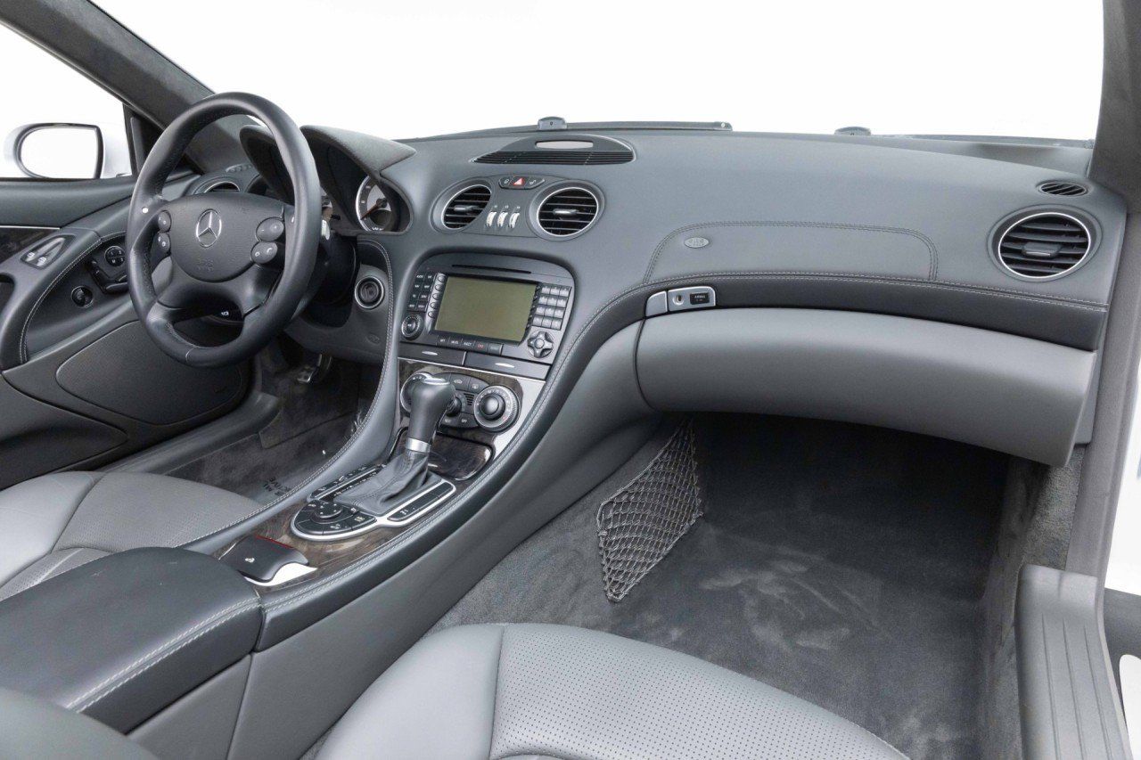 Used 2006 Mercedes-Benz SL 65 AMG image 2